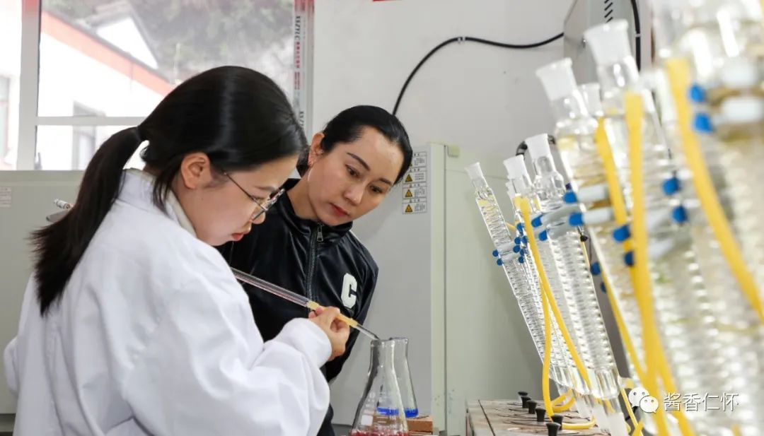 仁怀酱酒集团举行质量检测项目比赛-酒通社