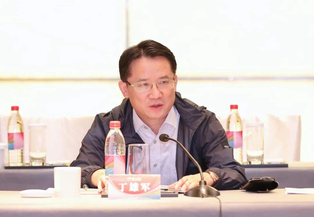丁雄军调研广东市场“一盘棋”工作-酒通社