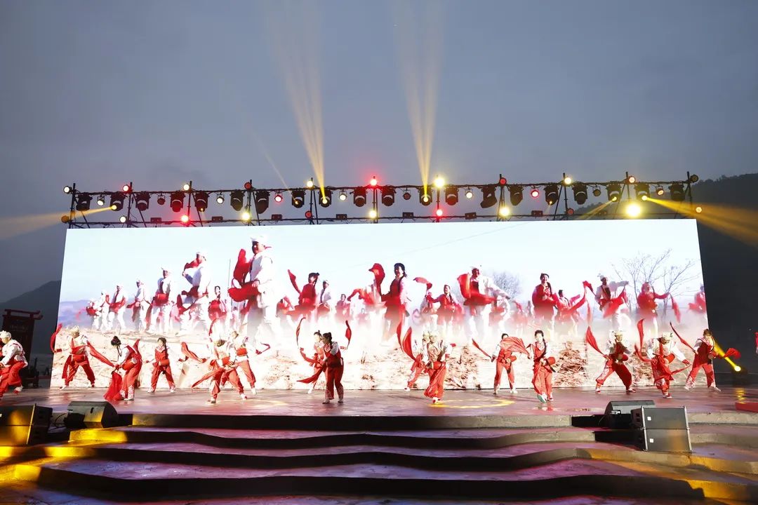 u200b向美而行  共赴山河   “茅台1935·寻道中国”走进陕西延安-酒通社