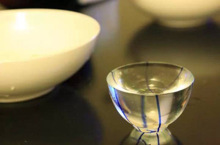 举杯饮风月，同醉与何人-酒通社
