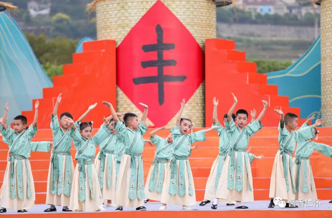 雷文权:36载钻研成果 汇成一首《高粱生产二十四节气气候农事歌》-酒通社