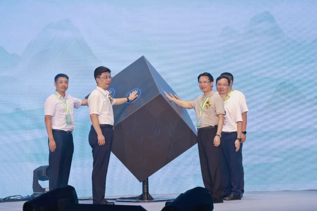 贵州茅台酒二十四节气秋系列文化产品正式发布-酒通社