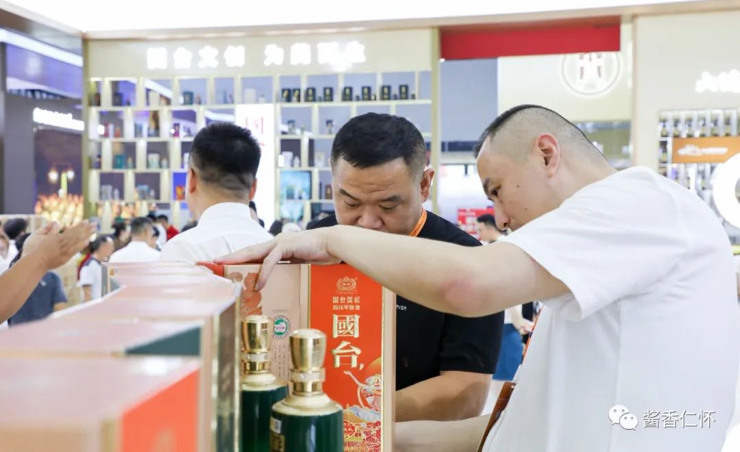 【聚焦酒博会】一波图片来袭 !带您回顾酒博会盛况-酒通社