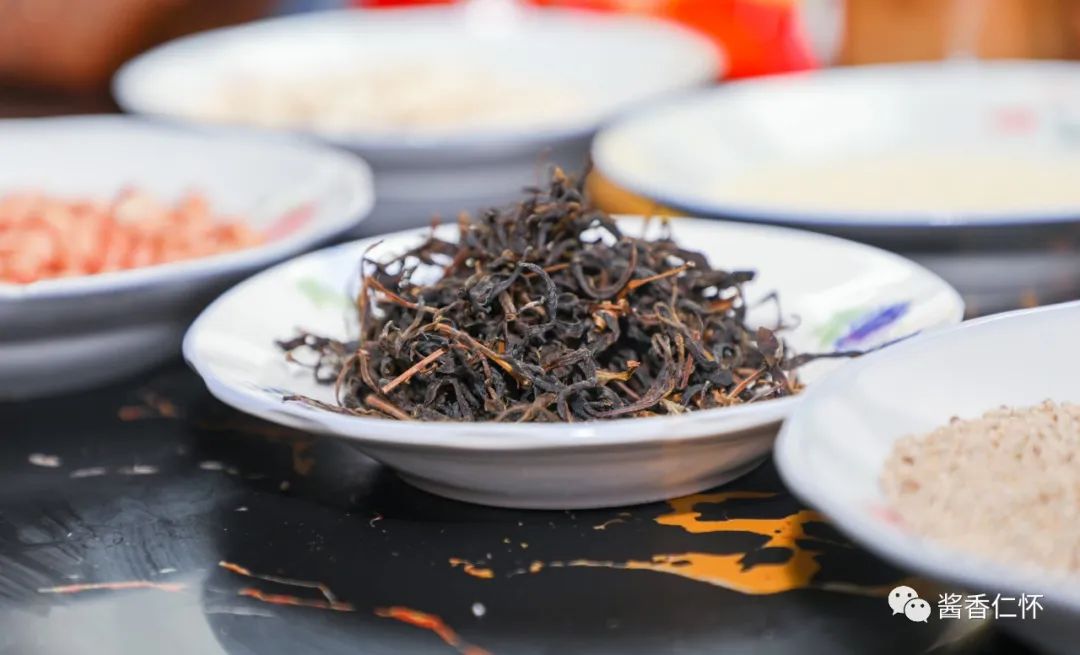 【寻仁迹】喜头擂茶:“擂”出来的非遗-酒通社